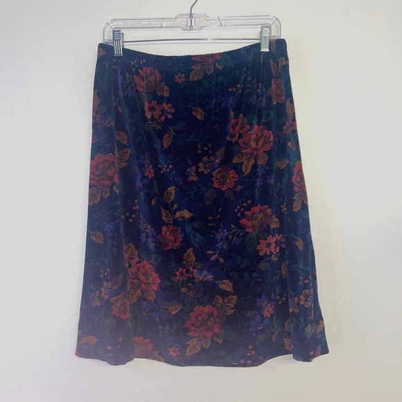 Dresses & Skirts - Vintage Cottage Floral Velour Skirt Women Medium Midi Moody Old Money Modest